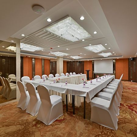 Hotel Heritage Formerly Known As Comfort Inn Heritage Mumbai Exteriör bild