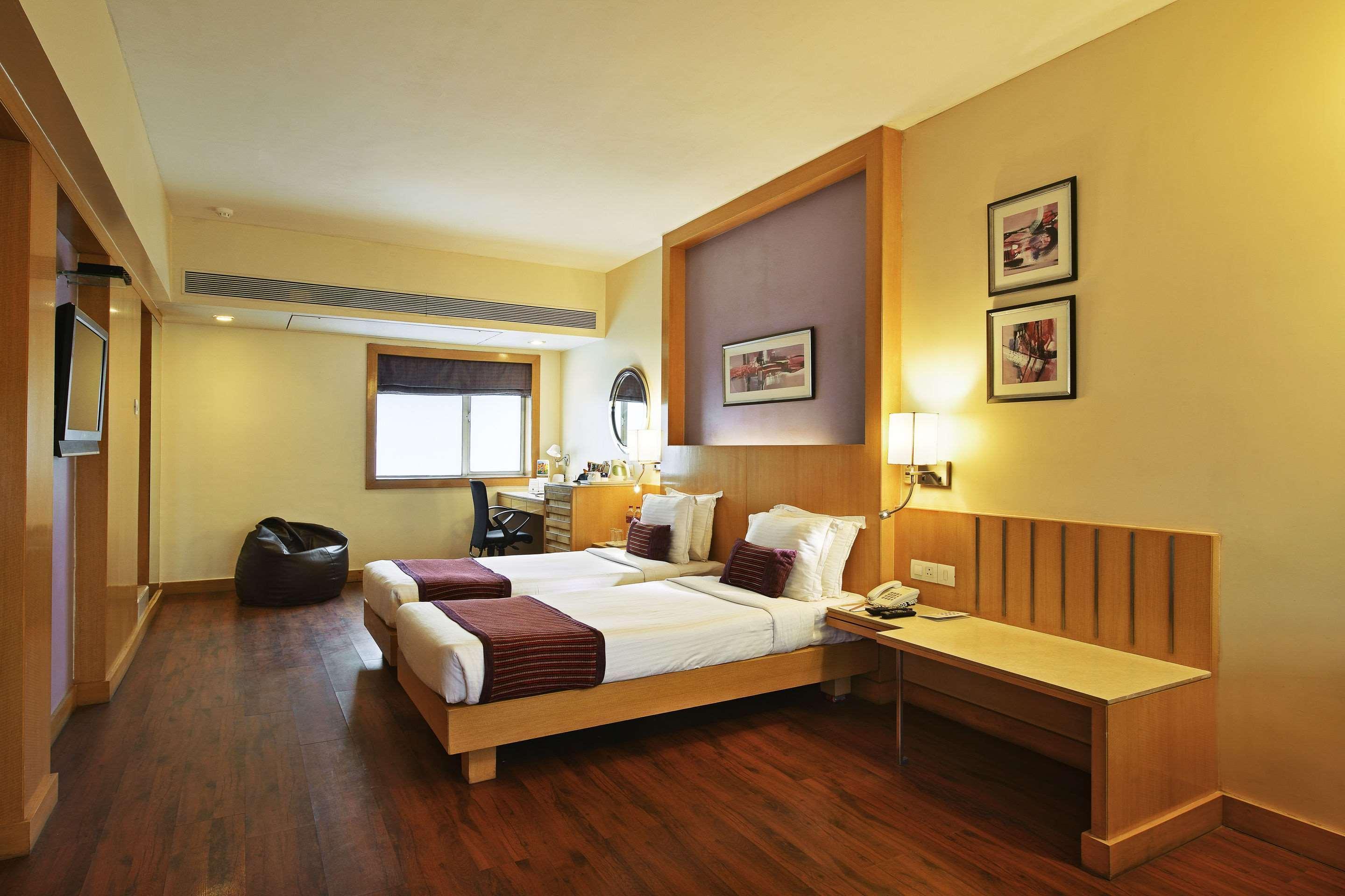 Hotel Heritage Formerly Known As Comfort Inn Heritage Mumbai Exteriör bild