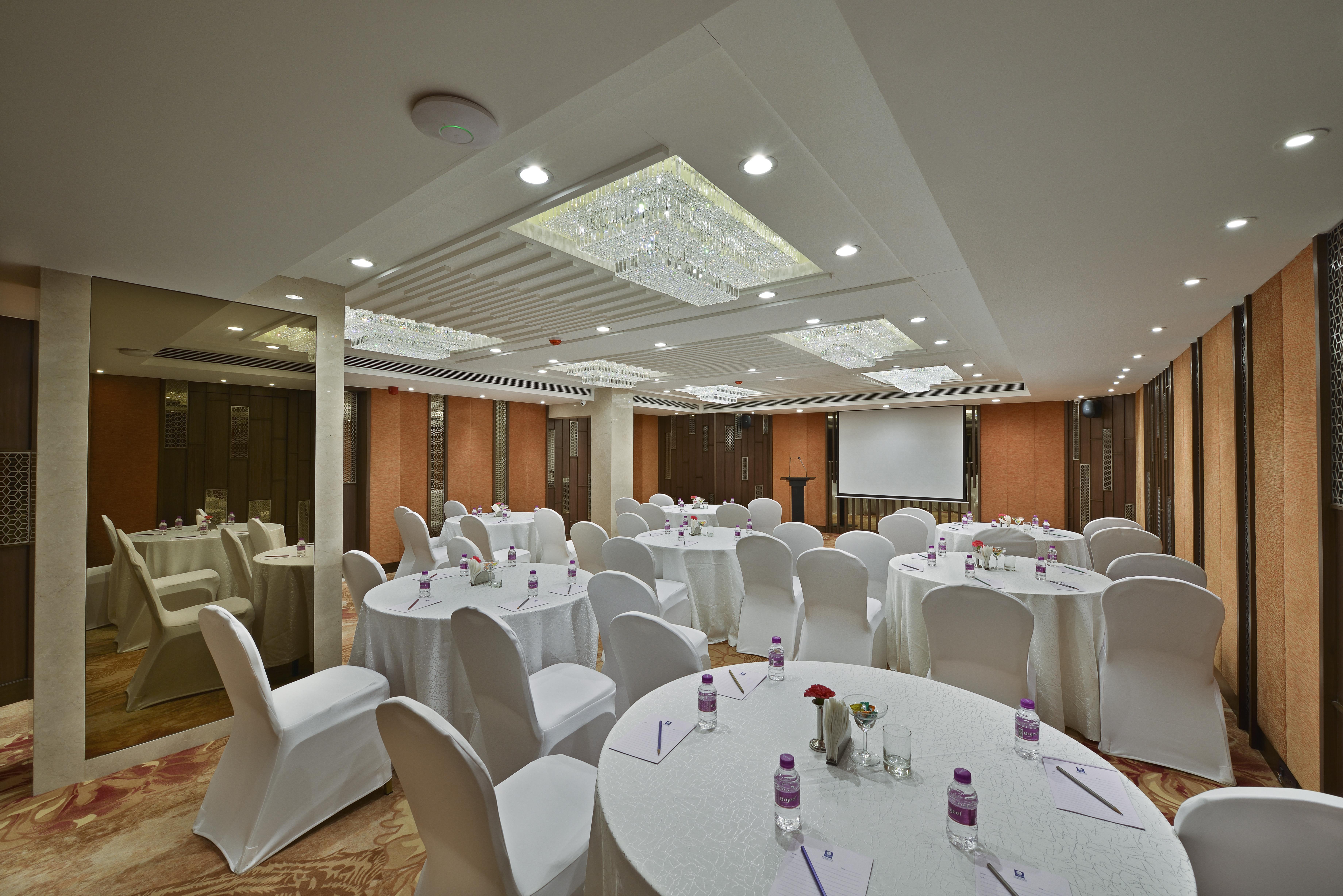 Hotel Heritage Formerly Known As Comfort Inn Heritage Mumbai Exteriör bild