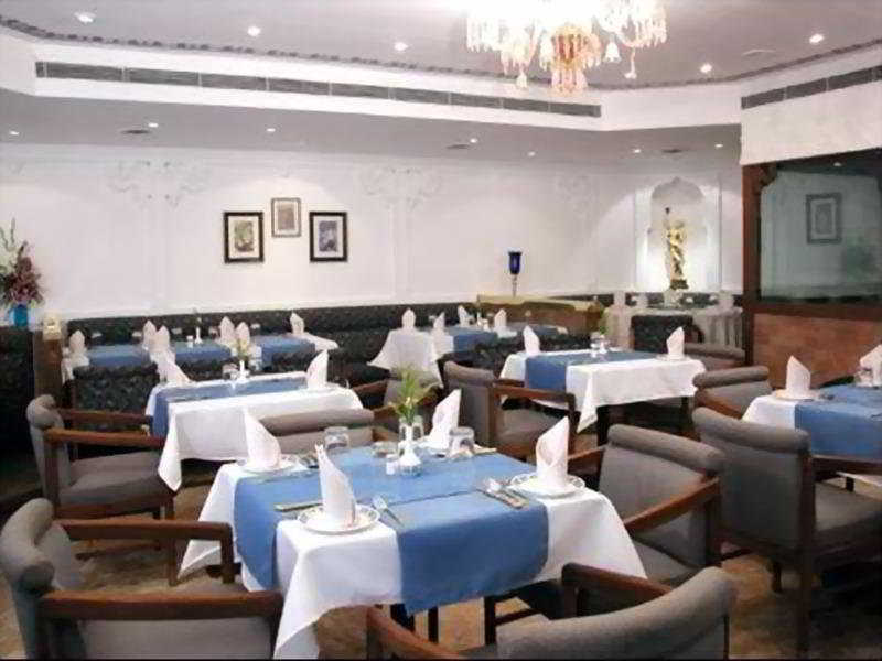 Hotel Heritage Formerly Known As Comfort Inn Heritage Mumbai Restaurang bild