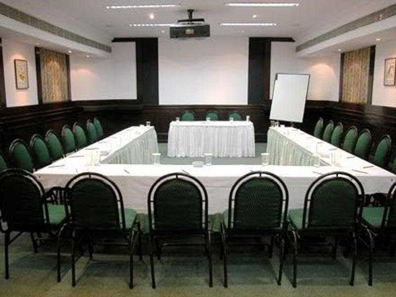Hotel Heritage Formerly Known As Comfort Inn Heritage Mumbai Exteriör bild