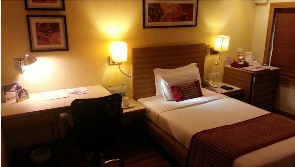 Hotel Heritage Formerly Known As Comfort Inn Heritage Mumbai Exteriör bild